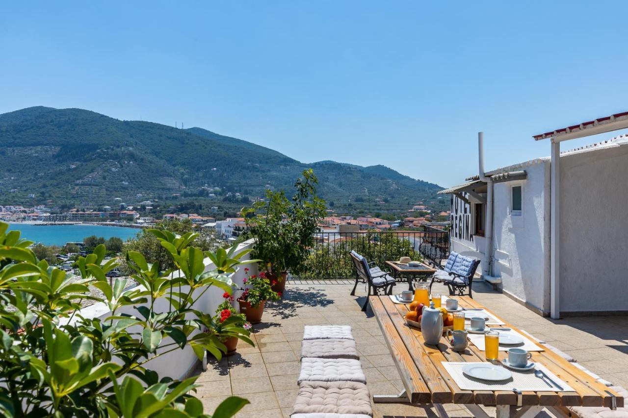 Regina Hotel Skopelos Town Exterior photo